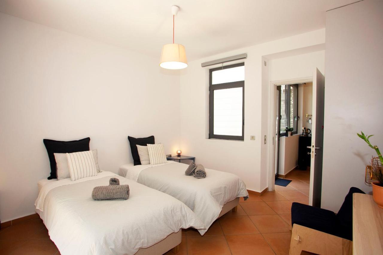 Spacious Suite With Luxury Bath Athens Exterior photo