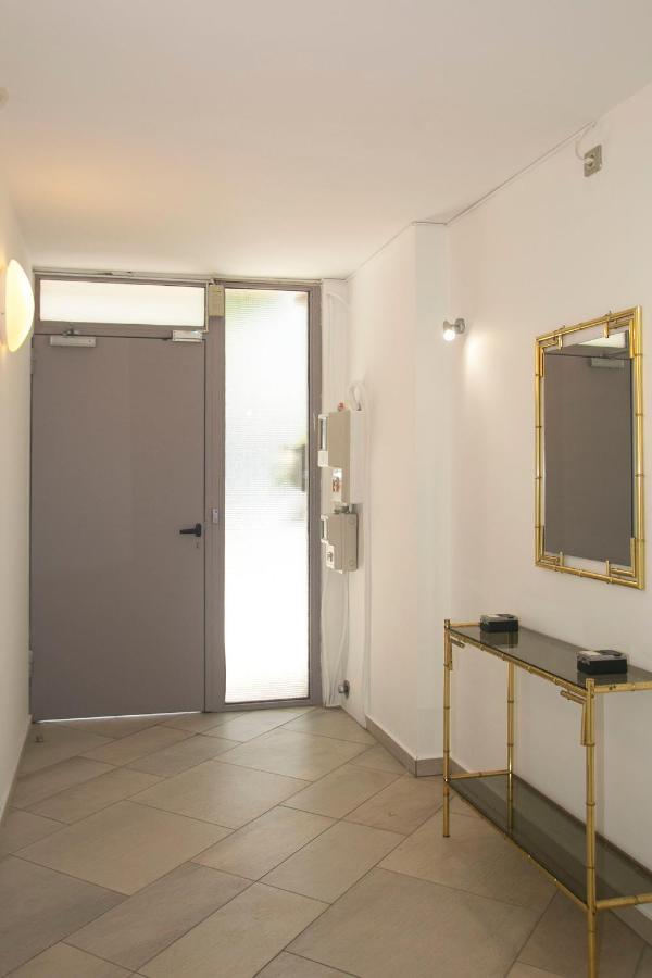 Spacious Suite With Luxury Bath Athens Exterior photo
